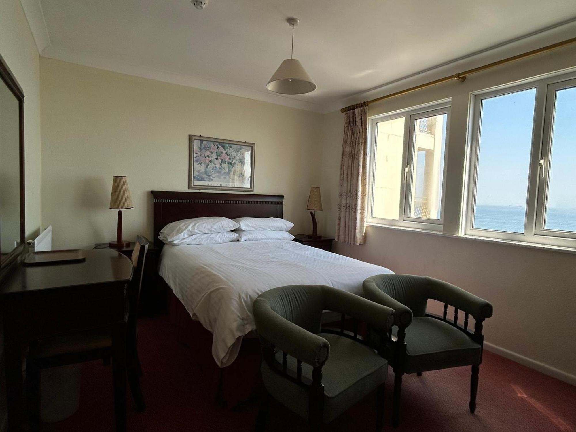 Regent Court - Seafront, Sandown - Free Car Ferry For Bookings Of 3 Or More Nights, Subject To Availability Экстерьер фото
