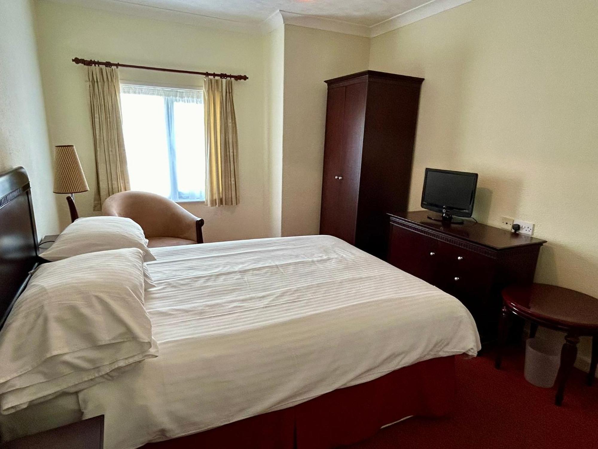 Regent Court - Seafront, Sandown - Free Car Ferry For Bookings Of 3 Or More Nights, Subject To Availability Номер фото