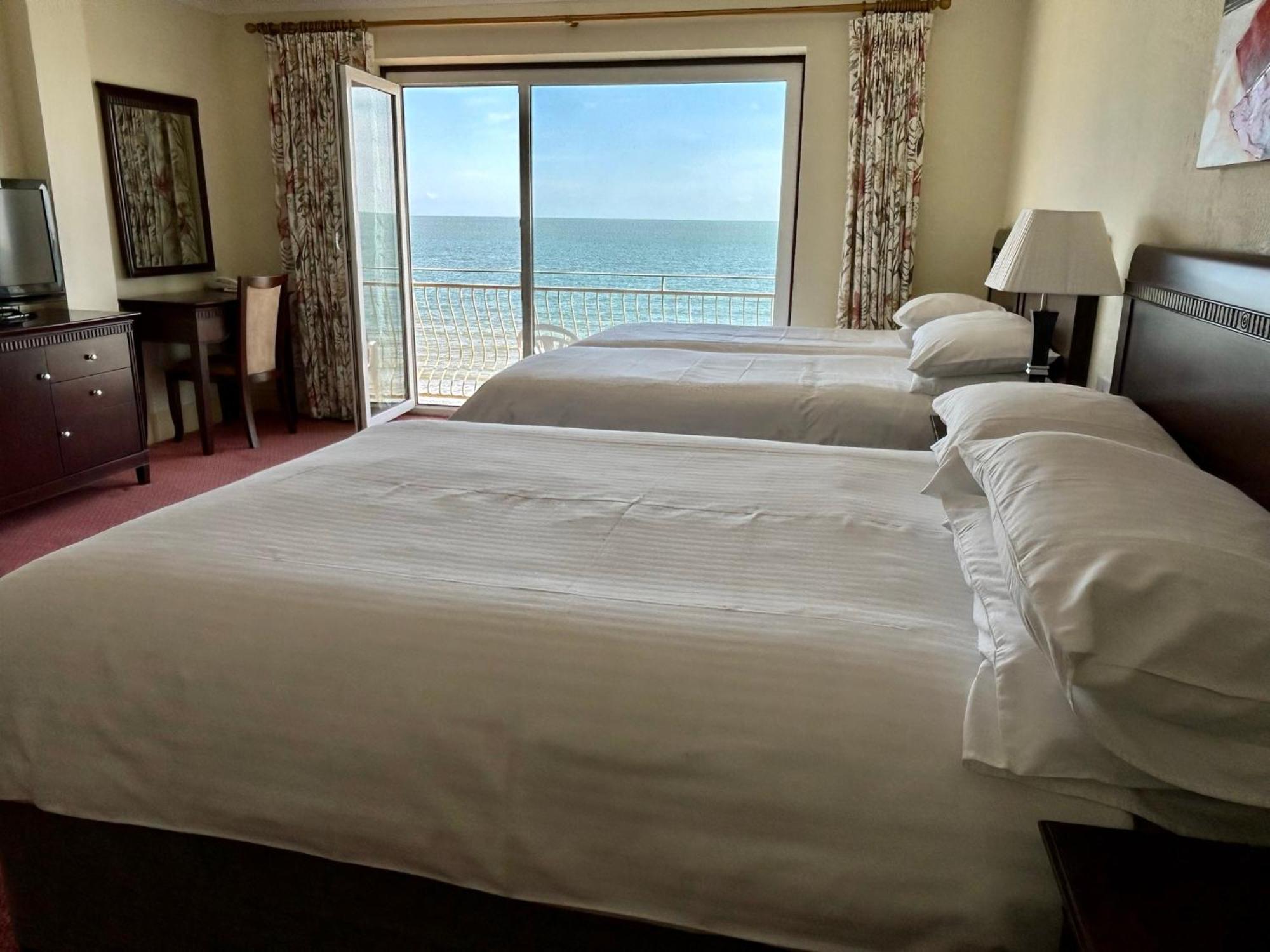 Regent Court - Seafront, Sandown - Free Car Ferry For Bookings Of 3 Or More Nights, Subject To Availability Номер фото