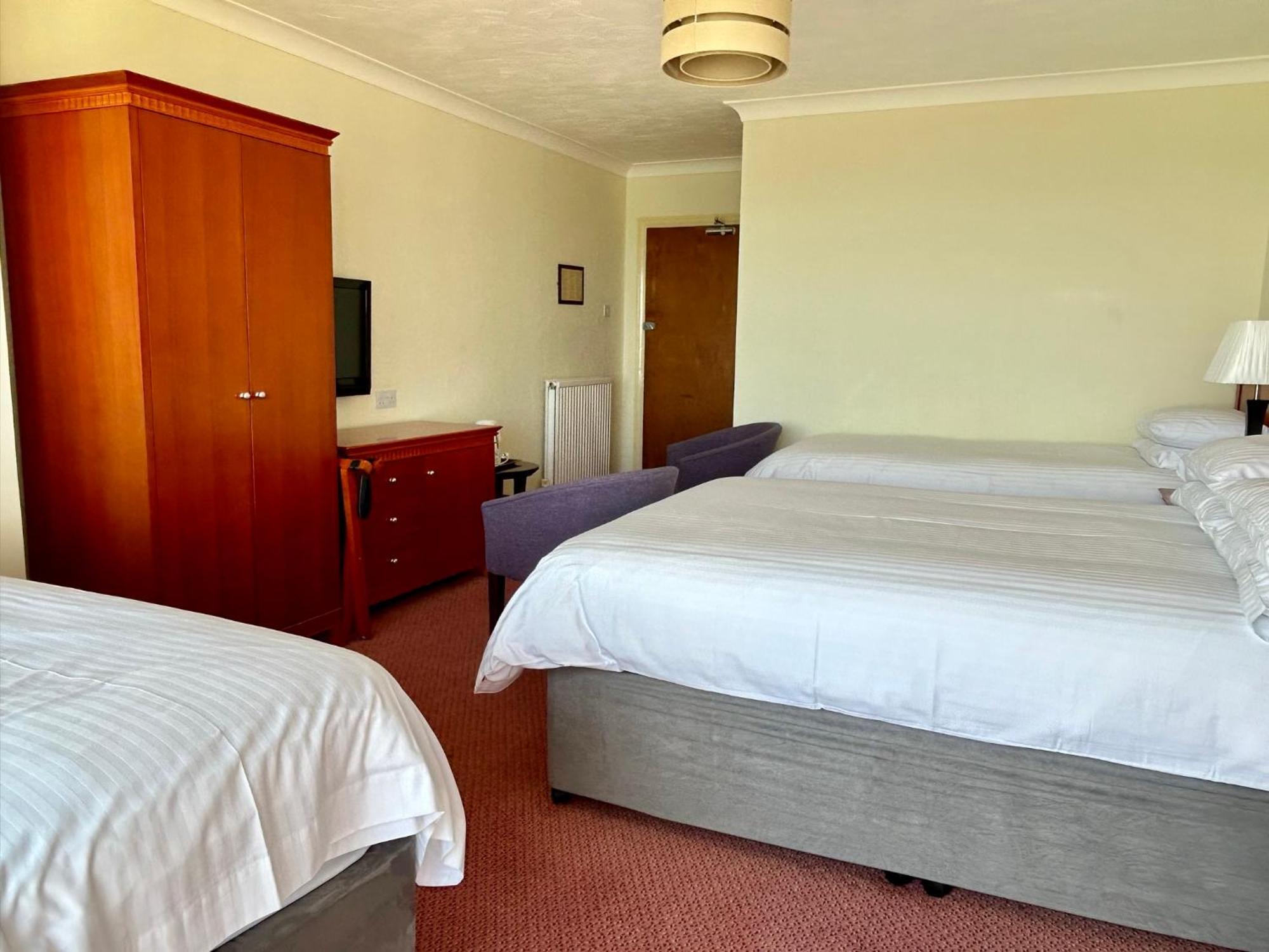 Regent Court - Seafront, Sandown - Free Car Ferry For Bookings Of 3 Or More Nights, Subject To Availability Номер фото